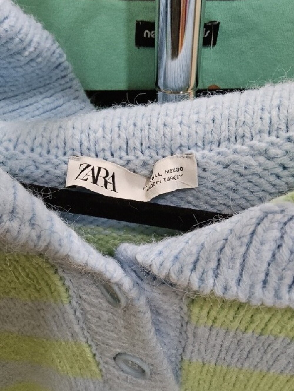 ZARA Cropped Sweater with Floral Appliqués - Light Blue & Lime || Size Large - Picture 2 of 2